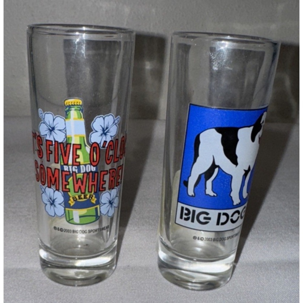Big Dog Sportswear Shooter‎ Glasses Set of 2 Tall 2003 Barware Collectible